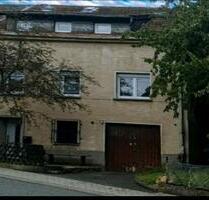 Doppelhaushälfte zu Vermieten - 800,00&nbsp;EUR Kaltmiete, ca.&nbsp; 120,00&nbsp;m&sup2; in Idar-Oberstein (PLZ: 55743)