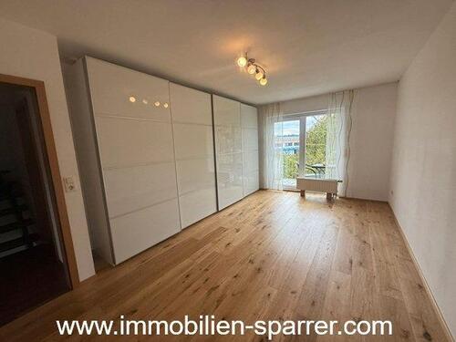 Foto - 7 Zimmer Reihenhaus zur Miete in Weiden in der Oberpfalz