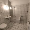 Foto - Provisionsfrei: 3-Zimmer-DG-Wohnung mit Balkon in Eschborn