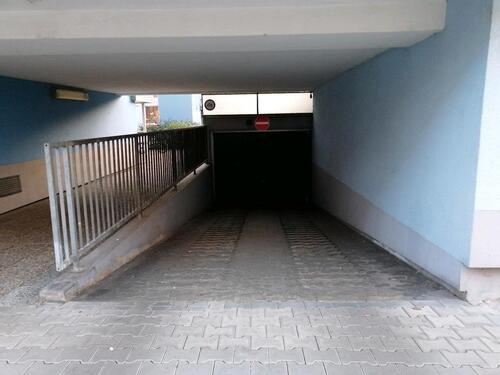 Foto - Tiefgaragenstellplatz Hummelsteiner Weg
