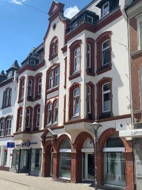 Foto - Helles Ladenlokal in der Soester Fußgängerzone zu vermieten