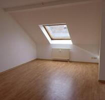 Charmante DG-Wohnung mit 1 Zimmer und viel Licht - Leipzig Nordost