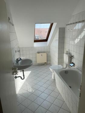 Foto - 1 Zimmer Dachgeschoßwohnung zur Miete in Leipzig