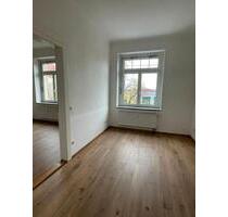 4 Zi. Küche, Bad, Flur, Terrasse, 90qm in 08393 Meerane