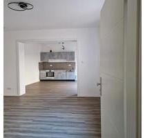 Zu Vermieten Wohnung mit3 Zimmer, Küche, Bad in Mülheim-Kärlich