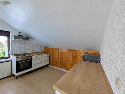 Foto - Helle 2-ZKB-Dachgeschosswohnung mit Rheinblick in Winkel