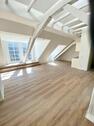 Foto - Außergewöhnliche 1-Zimmerwohnung im Dachgeschoss - Fahrstuhl vorhanden frei ab 01.04.2026