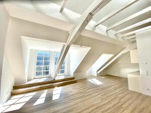 Foto - 1 Zimmer Dachgeschoßwohnung zur Miete in Hann. Münden