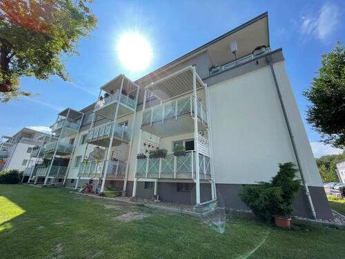 Foto - *moderne Wohnung mit offener Küche und Dachloggia und Tageslichtbad*