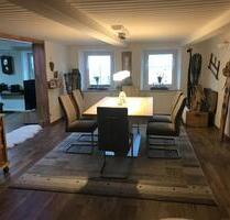 5 Zimmer-Wohnung im 1 OG ca. 110qm in Tettenweis zu vermieten.