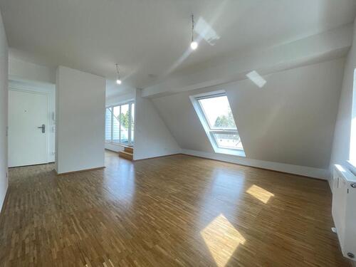 Foto - 3 Zimmer Dachgeschoßwohnung zur Miete in Essen