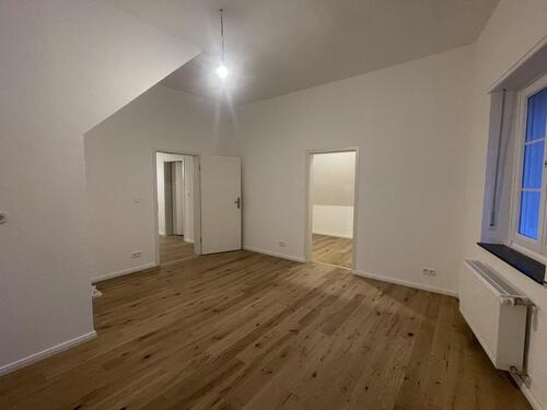 Foto - hochwertig modernisierte 5-Zimmer-WHG - mit Balkon & Küche