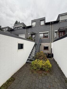 Foto - Einfamilien-RMH mit Garten & Garage in RS-Lü – v. Privat