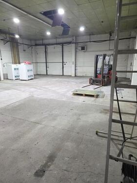 Foto - Halle zur Miete – Ideal für Lager, Kleingewerbe & Schrauberhalle