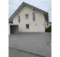 3-Zimmer Wohnung, OG, Ortenburg, Nähe Zentrum, Baujahr 2016