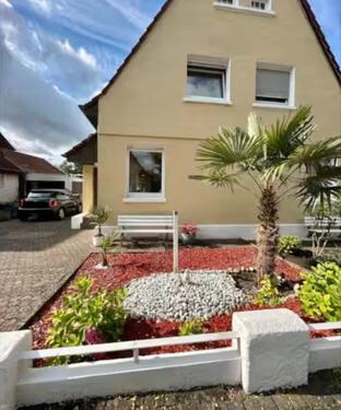 Foto - Einfamilienhaus mit Garten warm Miete