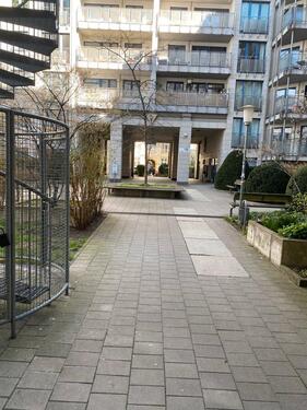 Foto - Sanierte 2 Zimmer Wohnung große Terrasse