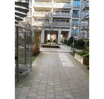 Sanierte 2 Zimmer Wohnung große Terrasse - Berlin Mitte