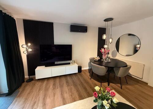 Foto - Moderne voll möblierte 2-Zimmer-Wohnung mit Terrasse in Feldlage