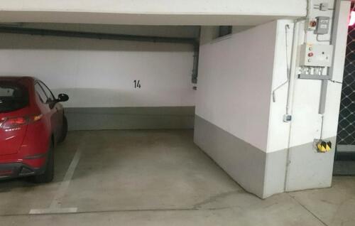 Foto - Stellplatz in kleiner privater Tiefgarage in Haan zu vermieten