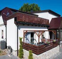 Sanierte Altbau - Wohnung mit 4 Zimmern in einem Dreifamilienhaus - Alsleben (Saale)