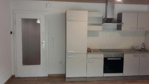 Foto - 1 Zimmer (inkl. Einbauküche) + separate Dusche & WC