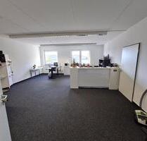 Große Bürofläche mit 40,65 m² für mehrere Mitarbeiter im Nobel Business Center - Mönchengladbach West