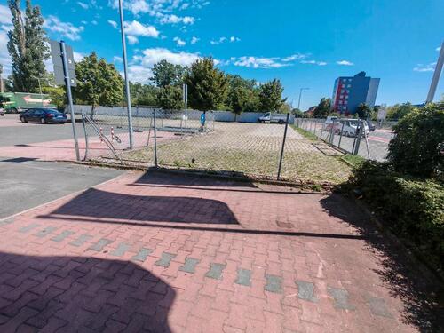 Foto - Grundstück für Autohandel Gewerbegrundstück