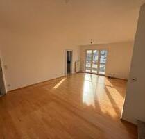 2 - Zimmer Wohnung mit Küche & Tiefgaragenstellplatz - Moosinning