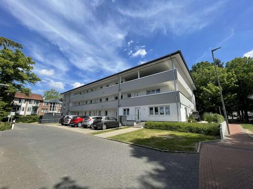 Foto - Exklusive 1 Zimmer-Wohnung mit großen Balkon, für Senioren!