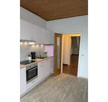 Schöne 4 ZKB Altbauwohnung in Saarbrücken mit Einbauküche