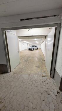 Foto - Oldtimer Garage mit Büro 135m² München Pasing