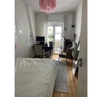 Wohnung oder ein Zimmer - 1.600,00&nbsp;EUR Kaltmiete, ca.&nbsp; 80,00&nbsp;m&sup2; in Berlin (PLZ: 10249) Friedrichshain-Kreuzberg