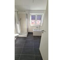 Neu! 101 m², 5-Raum mit Balkon, Gast-WC - Magdeburg Barleber See