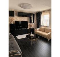 Zentrale Dachgeschosswohnung mit viel Licht - Krefeld Cracau