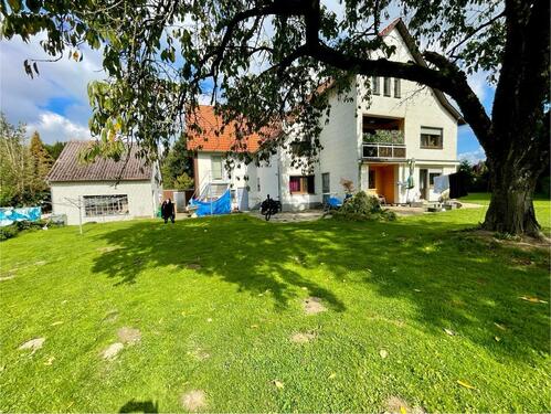 Foto - freistehendes Ein-Zweifamilienhaus ca.3065m2Grundstueck