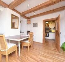 Vermiete Stadthaus in Dingolfing zum 01.12.2025.