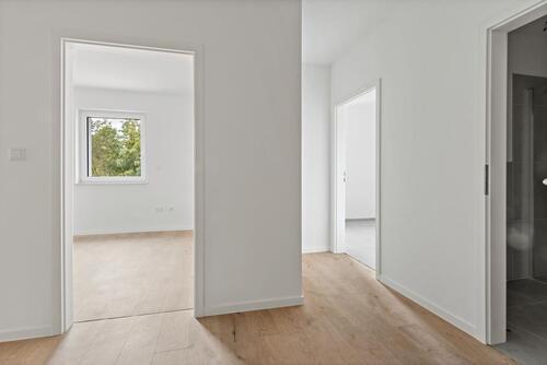 Foto - Kernsanierte 2-Raumwohnung direkt am Rosarium! Fahrstuhl, Balkon und Fußbodenheizung!!!!