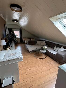 Foto - 2 Zimmer Dachgeschosswohnung - 540,00 EUR Kaltmiete, ca.  63,00 m²