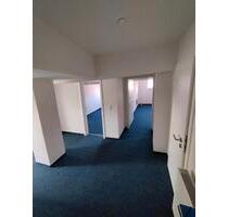 2-R Wohnung 80qm in Arnstadt, Dusche, EBK, Dachterrasse