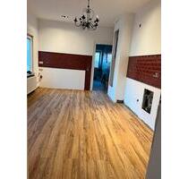 5 Raum Wohnung Altbau - 950,00&nbsp;EUR Kaltmiete, ca.&nbsp; 140,00&nbsp;m&sup2; in Zerbst (Anhalt) (PLZ: 39261)