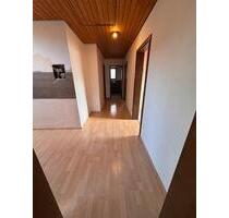 4,5-Zi.-Whg. | 90 m² | Balkon | neu saniertes Bad | ab 01.01.26 - Mössingen