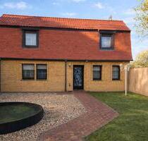 Haus mit Grundstück - 125.000,00&nbsp;EUR Kaufpreis, ca.&nbsp; 95,00&nbsp;m&sup2; in Bernburg (Saale) (PLZ: 06406)