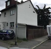 Reiheneckhaus in Frankfurt-Main Stadtteil Dornbusch Eschersheim - Frankfurt am Main
