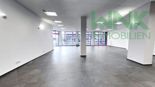 Foto - Vielseitig nutzbare Büro oder Praxisfläche mit Top-Sichtbarkeit