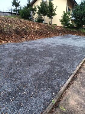 Foto - Große Stellplätze (ca. 7m) in bester Lage 75239 Eisingen