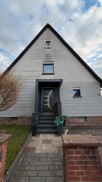 Foto - Einfamilienhaus in ruhiger Lage mit Carport und Garten