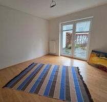 Praxis-Büroraum zur Untermiete - 402,00 EUR Kaltmiete, ca. 14,00 m² in Gütersloh (PLZ: 33330) Praxis-Büroraum zur Untermiete - 402,00 EUR Kaltmiete, ca. 14,00 m² in Gütersloh (PLZ: 33330)