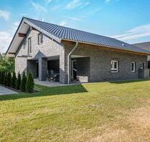 Neu3 Einfamilien Haus 130 qm. - 499.000,00&nbsp;EUR Kaufpreis, ca.&nbsp; 130,00&nbsp;m&sup2; in Meinersen (PLZ: 38536)