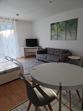 Foto - Ab sofort zu vermieten! 1- RWE mit Balkon und EBK zentrumsnah!